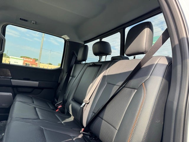 2026 Ford F-350SD Lariat w/FX4 Pkg + Tailgate Step