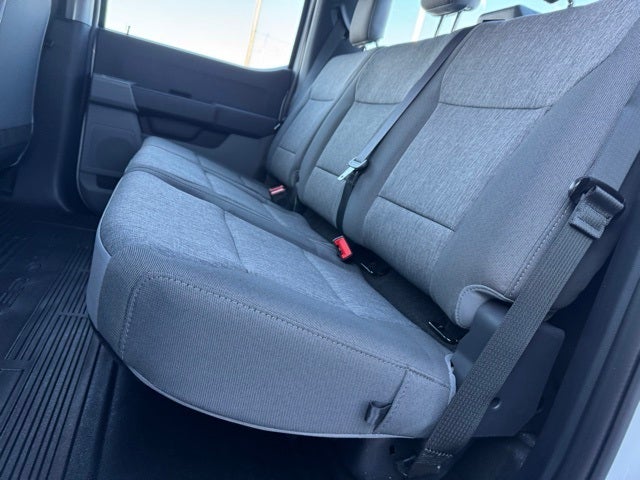 2026 Ford F-350SD XL w/Tailgate Step + 5th Wheel Prep