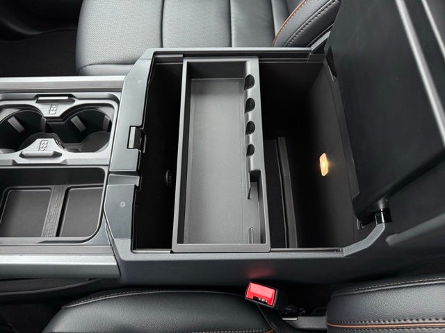 2026 Ford F-350SD Lariat 8' Bed w/FX4 + 5th Wheel Prep