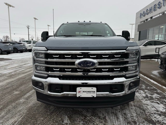 2026 Ford F-350SD Lariat 8' Bed w/FX4 + 5th Wheel Prep