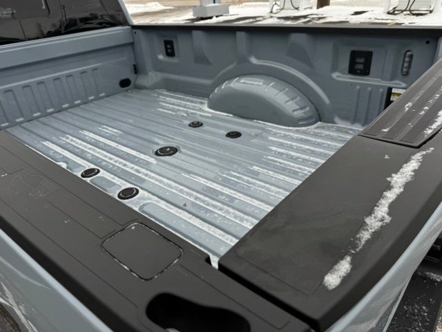 2026 Ford F-350SD Lariat 8' Bed w/FX4 + 5th Wheel Prep