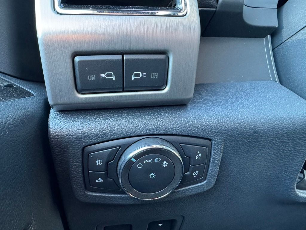 2022 Ford F-350SD Platinum