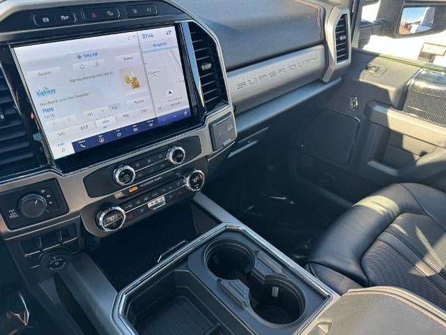 2022 Ford F-350SD Platinum