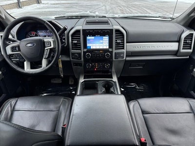 2019 Ford F-350SD Lariat w/ Navigation + Rear CHMSL Camera