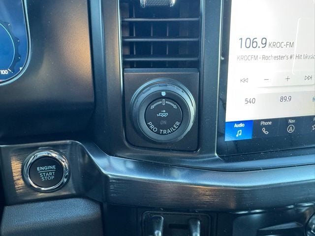 2026 Ford F-350SD Lariat w/Twin Panel Moonroof + FX4 Pkg