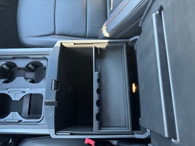 2026 Ford F-350SD Lariat w/Twin Panel Moonroof + FX4 Pkg