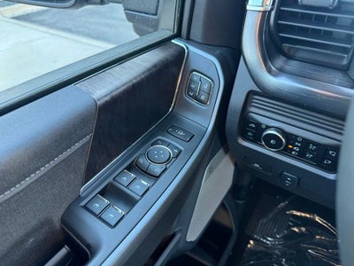 2026 Ford F-350SD Lariat w/Twin Panel Moonroof + FX4 Pkg