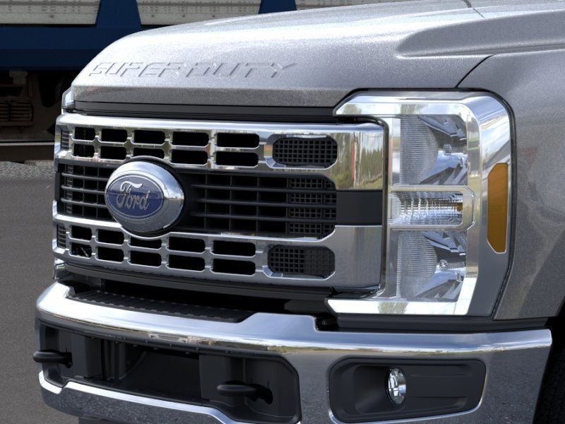 2026 Ford F-350SD XLT w/5th Wheel Prep Pkg