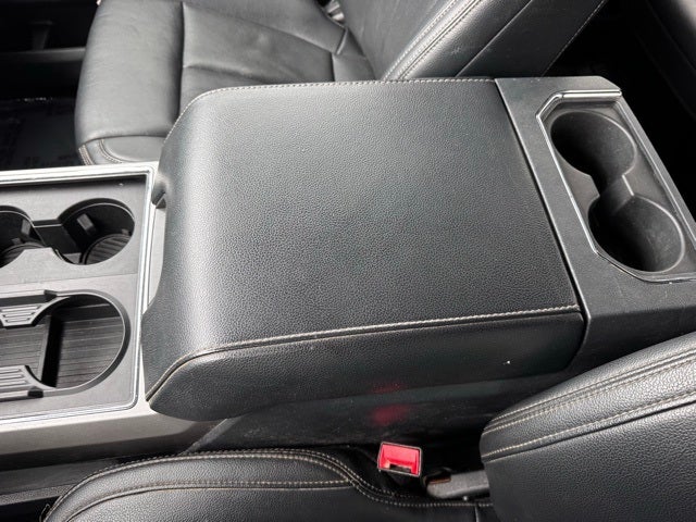 2022 Ford F-350SD Lariat Special w/ Twin Panel Moonroof + 360 Camera