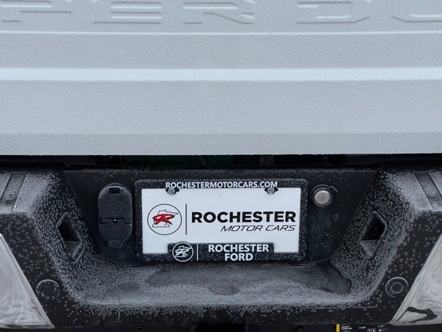 2022 Ford F-350SD Lariat Special w/ Twin Panel Moonroof + 360 Camera