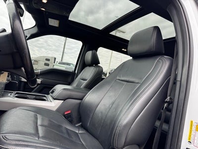 2022 Ford F-350SD Lariat Special w/ Twin Panel Moonroof + 360 Camera