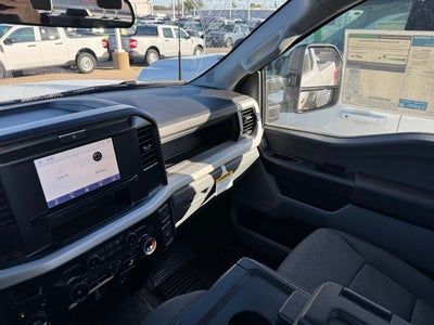 2026 Ford F-350SD XL w/Tailgate Step + 5th Wheel Prep