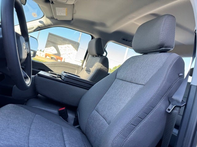 2026 Ford F-350SD XL w/Tailgate Step + 5th Wheel Prep