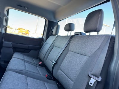 2026 Ford F-350SD XL w/Tailgate Step + 5th Wheel Prep