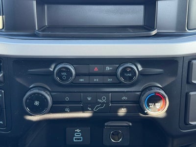 2026 Ford F-350SD XL w/Tailgate Step + 5th Wheel Prep