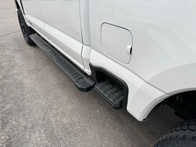 2026 Ford F-350SD Lariat w/5th Wheel Prep Pkg + Black App Pkg