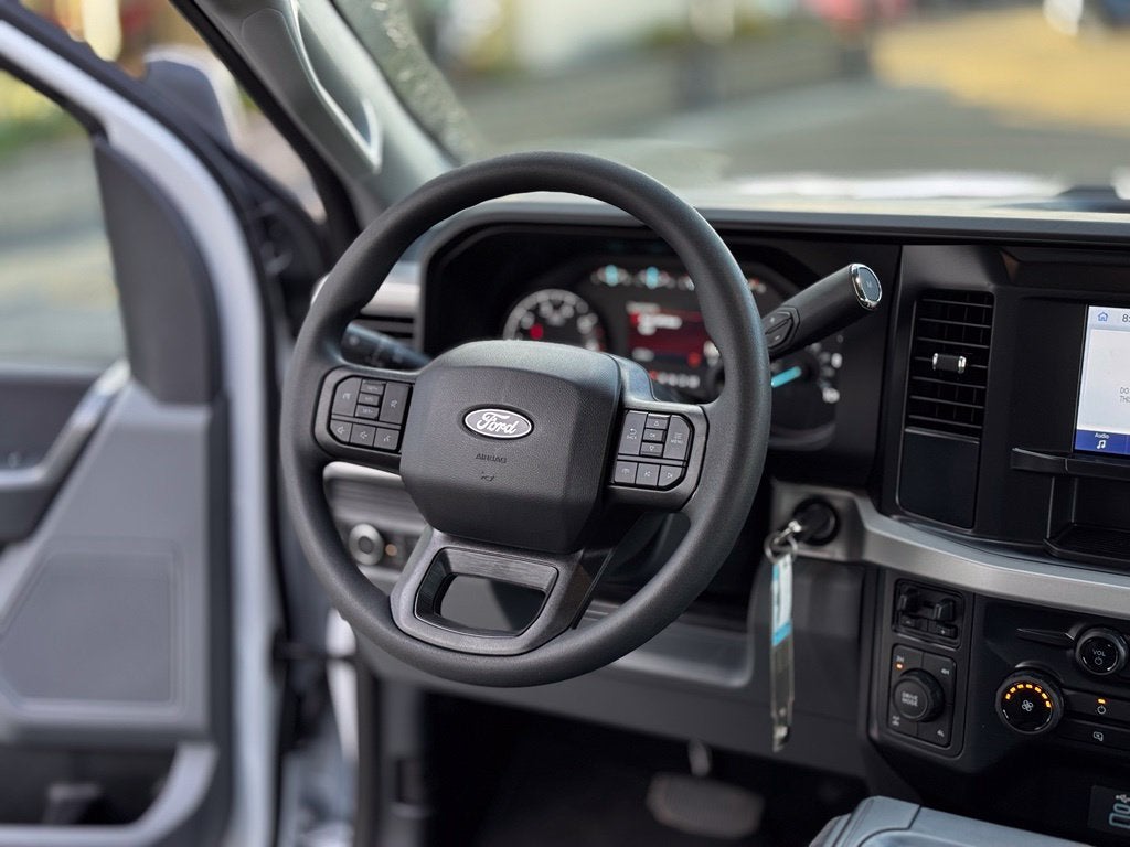 2027 Ford F-350SD XLT