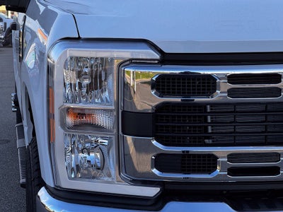 2027 Ford F-350SD XLT