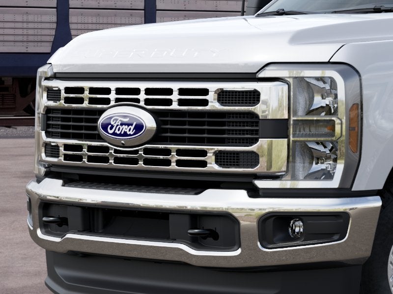 2027 Ford F-350SD F-350® XLT