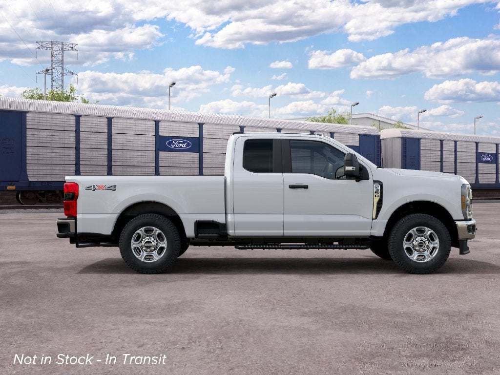 2027 Ford F-350SD F-350® XLT