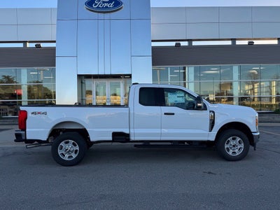 2027 Ford F-350SD XLT