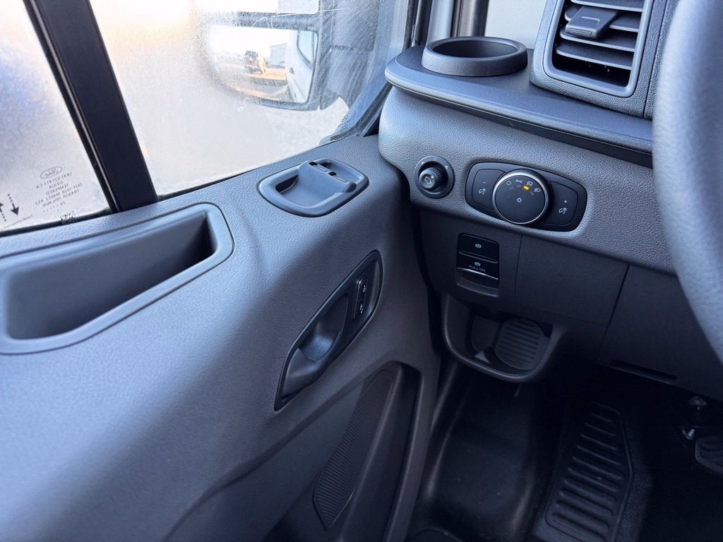 2027 Ford Transit-250 Base