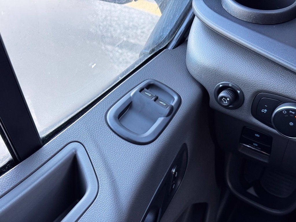 2027 Ford Transit-250 Base