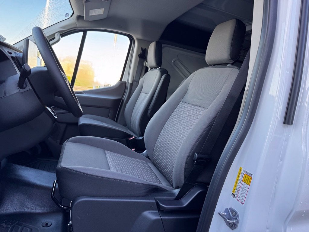2027 Ford Transit-250 Base