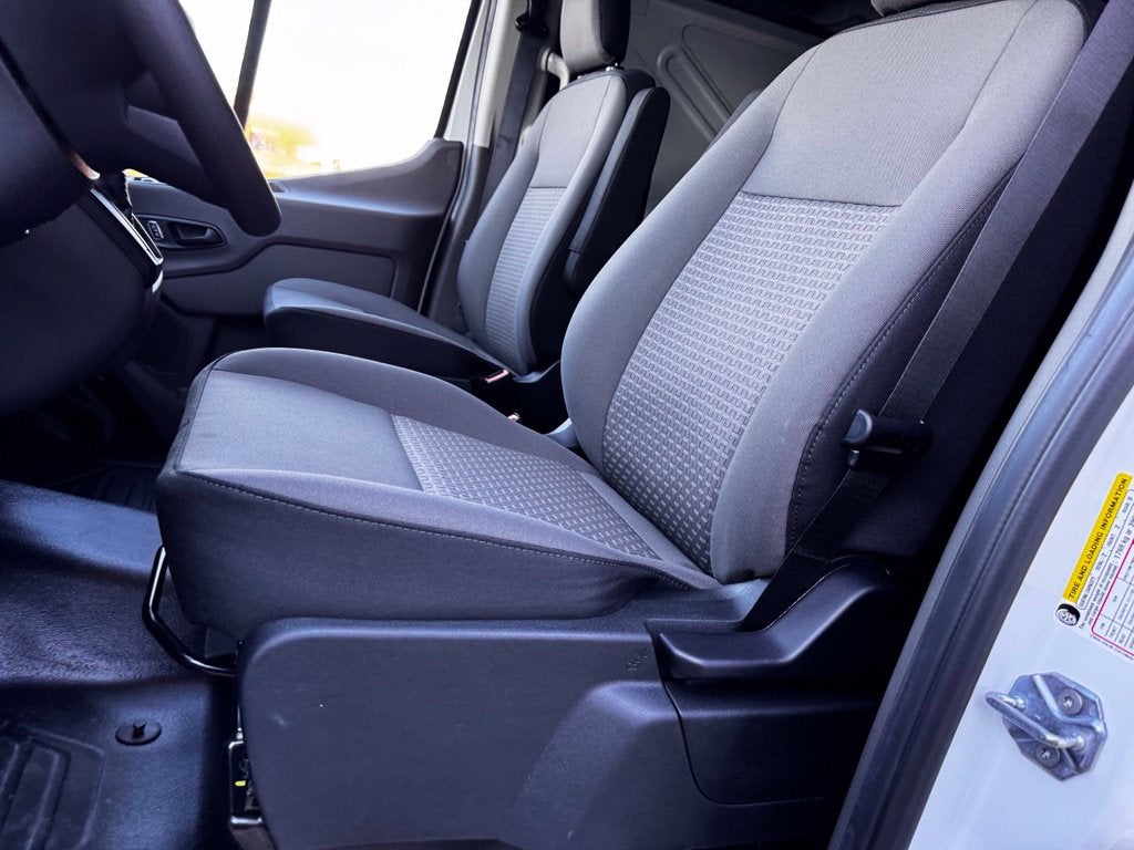 2027 Ford Transit-250 Base