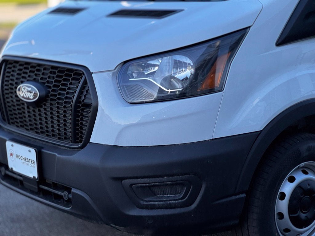 2027 Ford Transit-250 Base