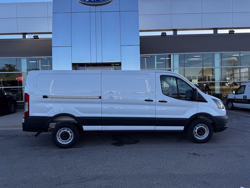 2027 Ford Transit-250 Base