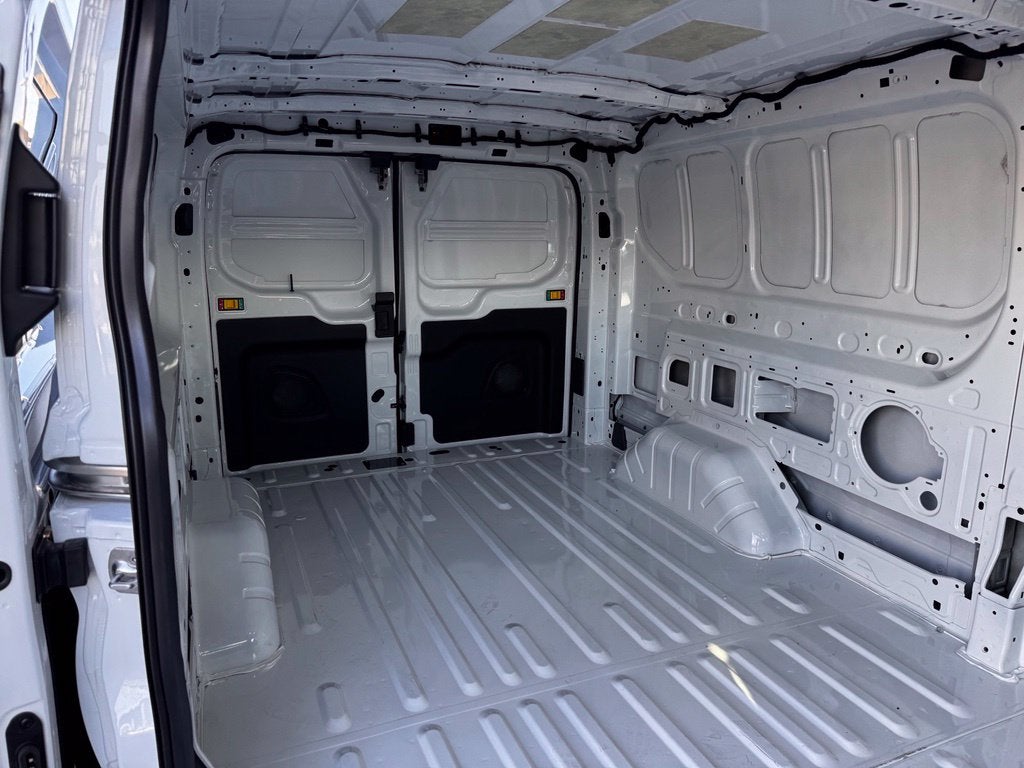 2027 Ford Transit-250 Base