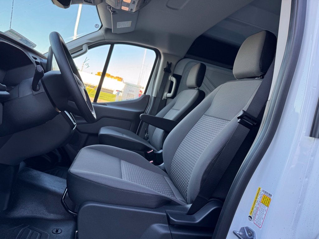 2027 Ford Transit-250 Base