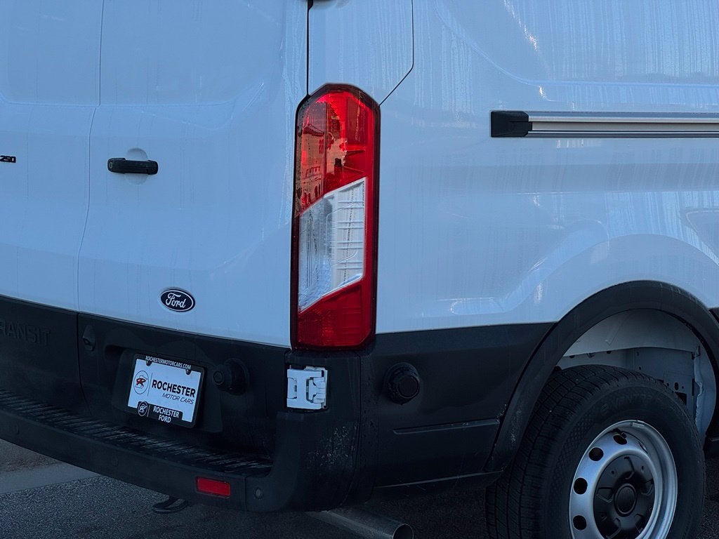 2027 Ford Transit-250 Base