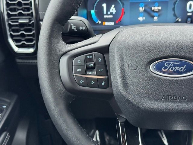 2025 Ford Ranger Lariat w/Chrome Pkg + Advanced Tow Pkg