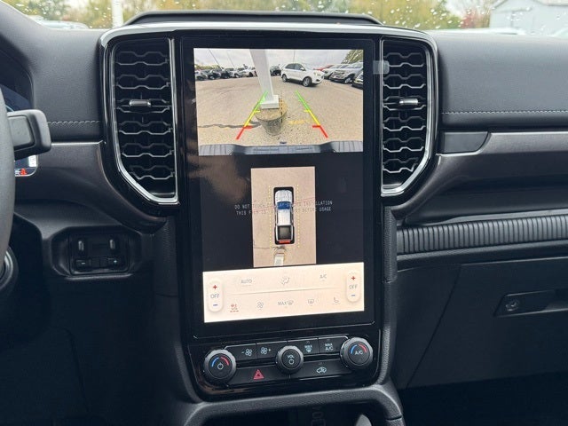 2025 Ford Ranger Lariat w/Chrome Pkg + Advanced Tow Pkg