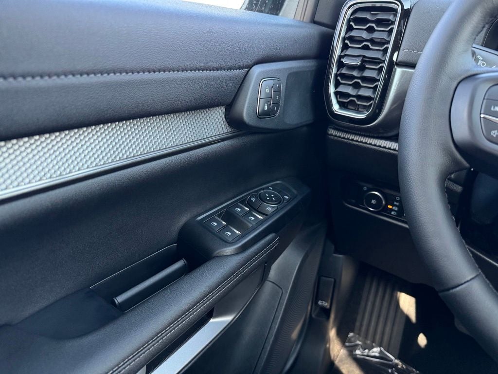 2026 Ford Ranger Lariat w/360 Camera + Adaptive Cruise