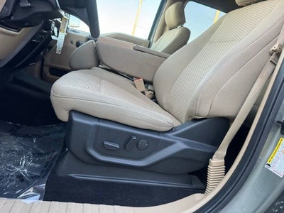 2019 Ford F-150 XLT w/ Navigation + Trailer Tow Package