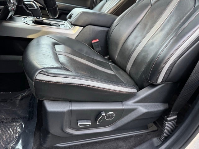 2019 Ford F-150 Platinum w/ Twin Panel Moonroof + Massaging Seats