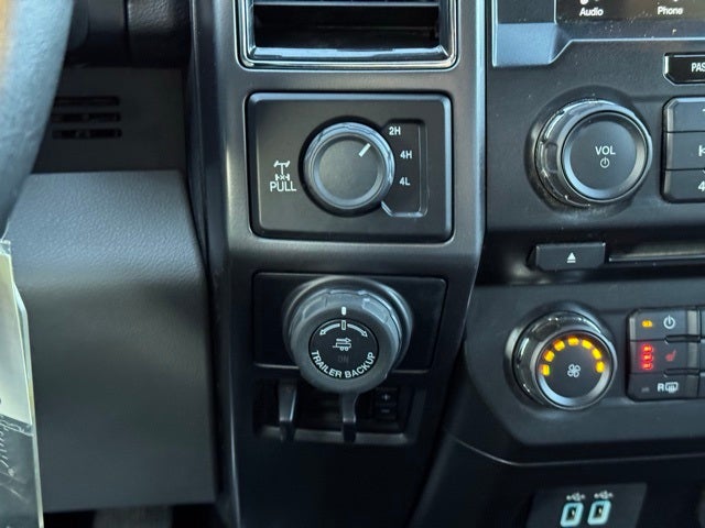 2017 Ford F-150 XLT w/ Navigation + Trailer Tow Package