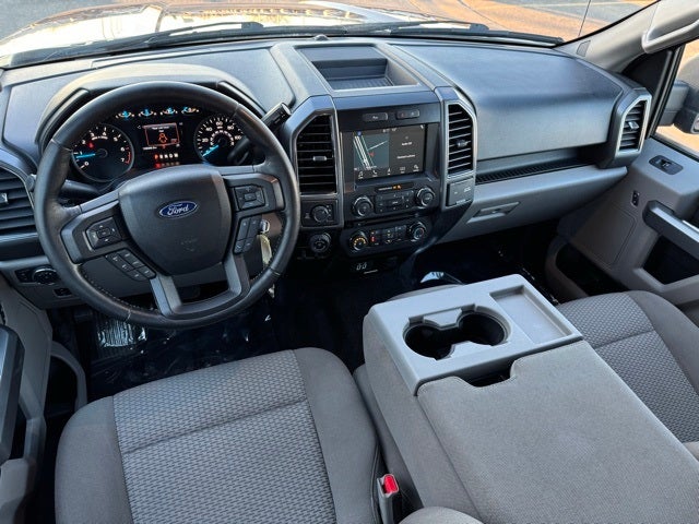 2017 Ford F-150 XLT w/ Navigation + Trailer Tow Package