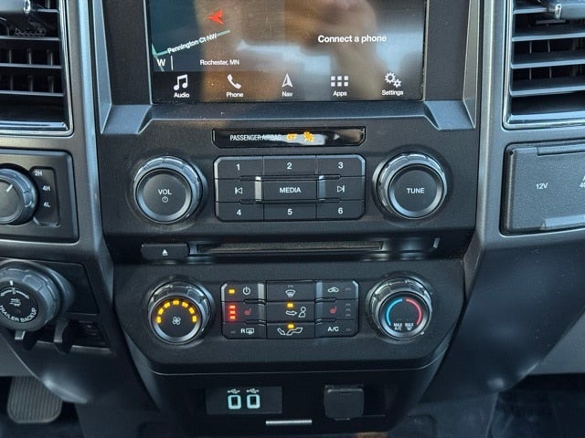 2017 Ford F-150 XLT w/ Navigation + Trailer Tow Package