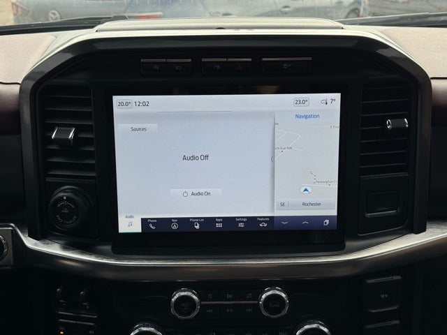 2023 Ford F-150 Lariat w/ Twin Panel Moonroof + Heated Steering Wheel