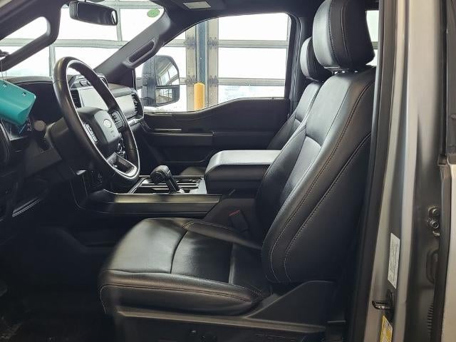 2023 Ford F-150 XLT w/ Twin Panel Moonroof + Trailer Tow Package