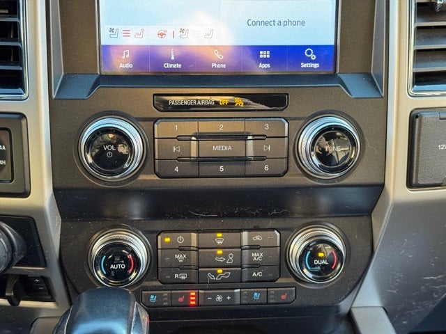 2019 Ford F-150 Lariat w/ Heated Steering Wheel + Tow Package