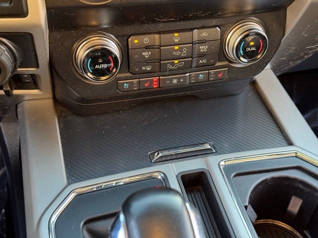 2019 Ford F-150 Lariat w/ Heated Steering Wheel + Tow Package