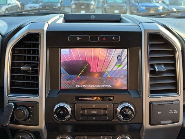 2019 Ford F-150 Lariat w/ Heated Steering Wheel + Tow Package