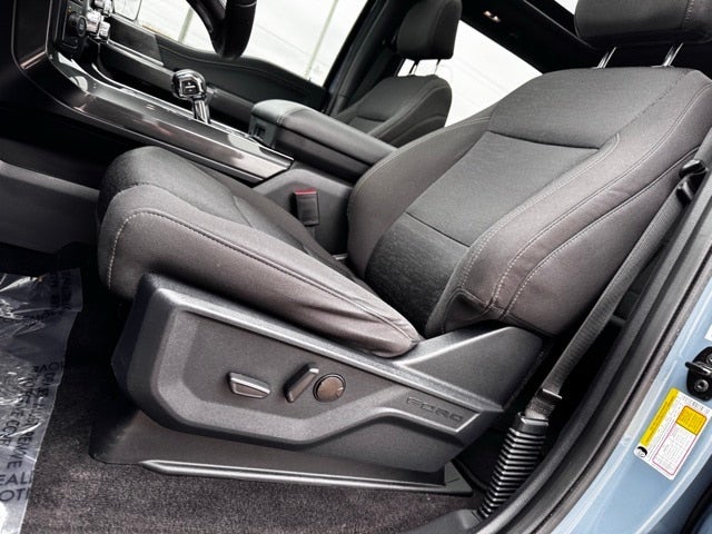 2023 Ford F-150 XLT Special w/ w/ Twin Panel Moonroof + B&O Sound Syst