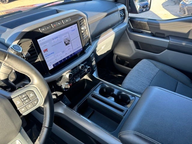 2023 Ford F-150 XLT w/ Intelligent Access + Front Bucket Seats