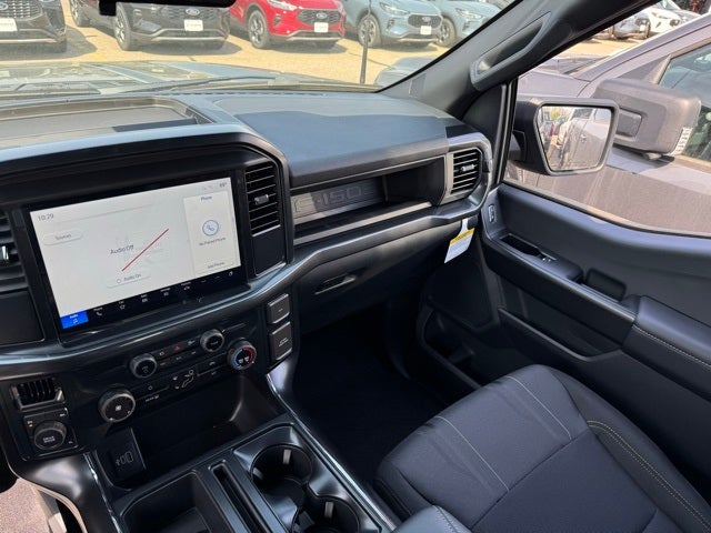 2025 Ford F-150 STX w/Black Appearance